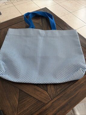 Crate & Barrel Blue & White Basketweave Large Beach & Market Tote Bag